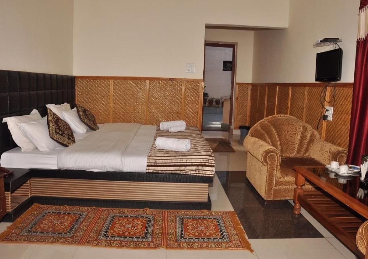 Himalaya Mount View Resort Uttarakhand Kausani Buitenkant foto
